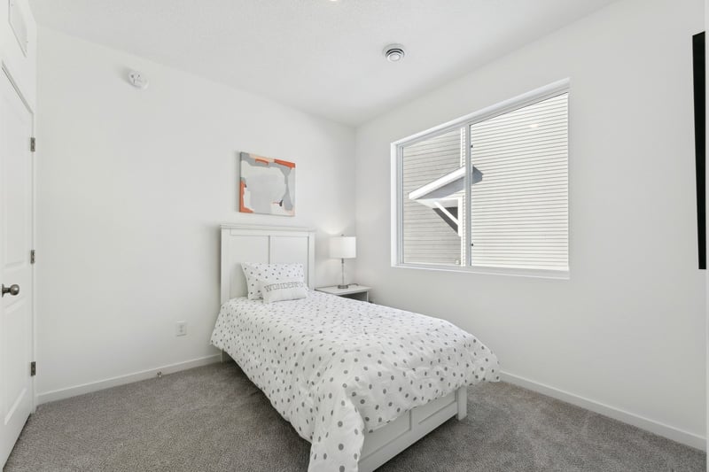 Bedroom 2_view 2